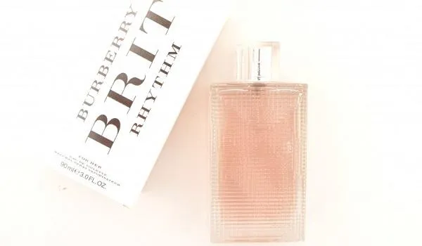 Đánh giá nước hoa Burberry Brit Rhythm –Hương oải hương ngọt ngào thuần khiết