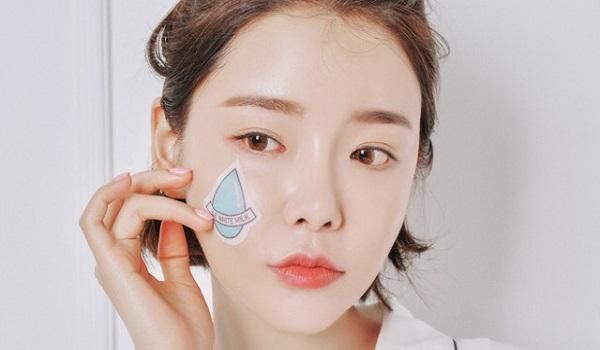 30+ loại kem dưỡng ẩm cho da nhạy cảm thân thiện với làn da và hiệu quả