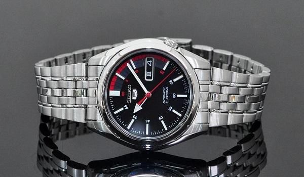 Giá đồng hồ Seiko 5 Automatic có đắt không? Địa chỉ mua đồng hồ Seiko chính hãng