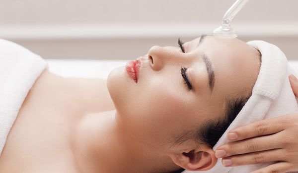 Review 7 loại serum phục hồi da mỏng và nhạy cảm chất lượng tốt