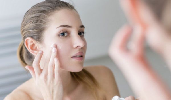 Top 15 kem dưỡng ẩm mùa đồng cho da dầu, da khô, da nhạy cảm được nhiều khách hàng yêu thích