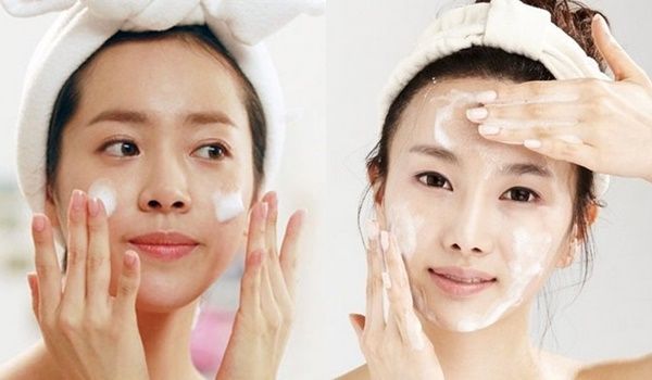 Cách rửa mặt đúng cho da mụn- Review 7 sữa rửa mặt mùa hè cho da dầu được nhiều khách hàng yêu thích