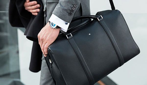 Top 5 hãng túi xách nam công sở hàng hiệu cho quý ngài thành đạt