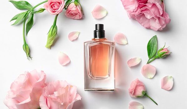 Giải mã 45 thuật ngữ nước hoa từ A -Z được yêu thích rộng rãi