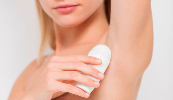 Top 9 lăn khử mùi làm trắng nách cho da khô thoáng mịn màng