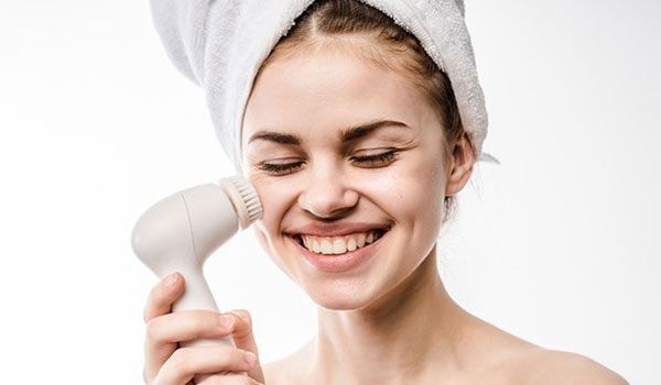 6 kinh nghiệm mua máy rửa mặt chất lượng tốt dành cho các chị em