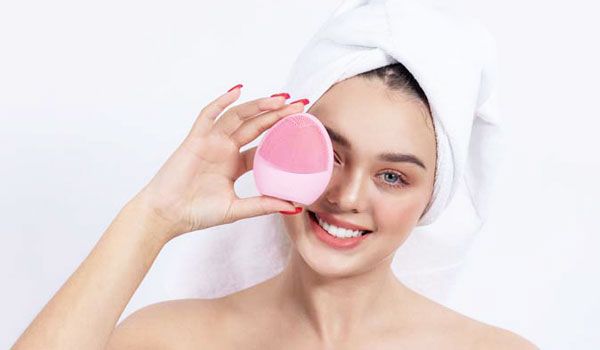 Review top 10 máy rửa mặt cho da nhạy cảm được nhiều khách hàng yêu thích 2025