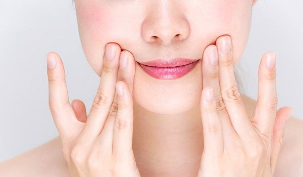 7 cách giảm nếp nhăn quanh miệng hiệu quả tại nhà
