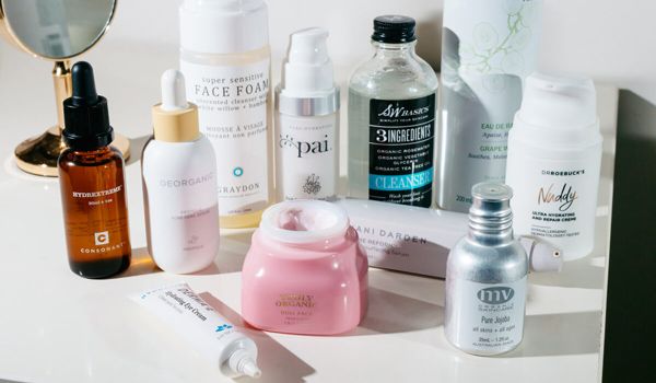 Alpha Arbutin là gì? Tác dụng làm trắng da của Alpha Arbutin trong mỹ phẩm?