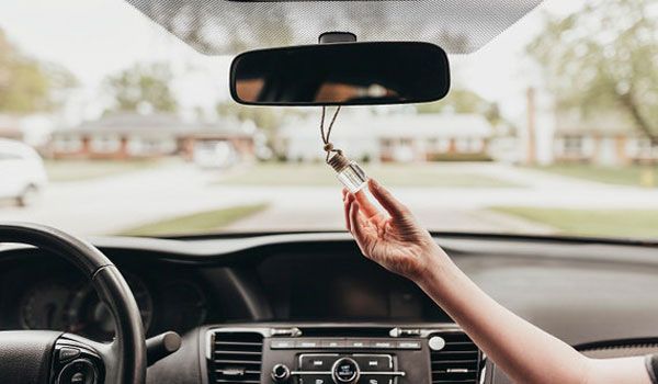 Top 11 nước hoa cho xe hơi thơm lâu khử mùi hôi hiệu quả