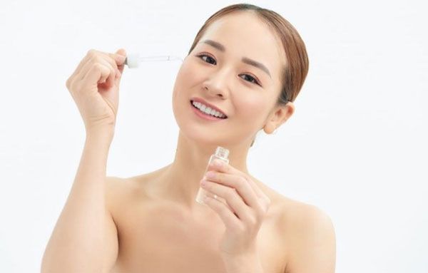 Top 13 serum hỗ trợ làm sạch mụn giá học sinh hiệu quả cho mọi loại da
