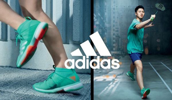 Top 13 mẫu giày đánh cầu lông Adidas êm chân đáng mua 2025
