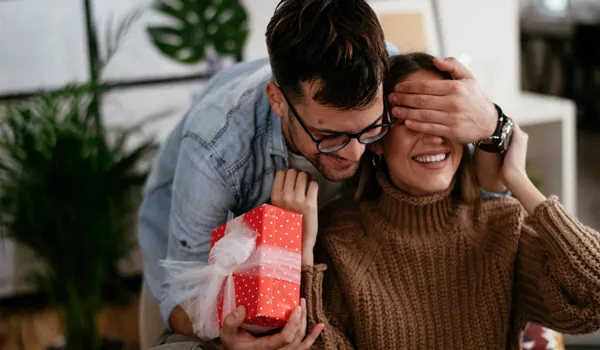 Top 8 quà tặng xin lỗi người yêu - Nhận là hết giận