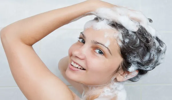 7 loại dầu gội cho tóc uốn nhuộm giữ nếp tóc chắc khỏe chuẩn salon