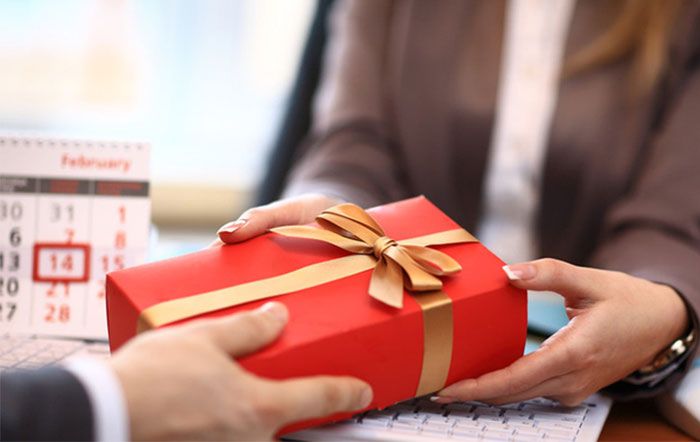 Top 15 quà tặng 20/10 ấn tượng cho khách hàng và đối tác nữ