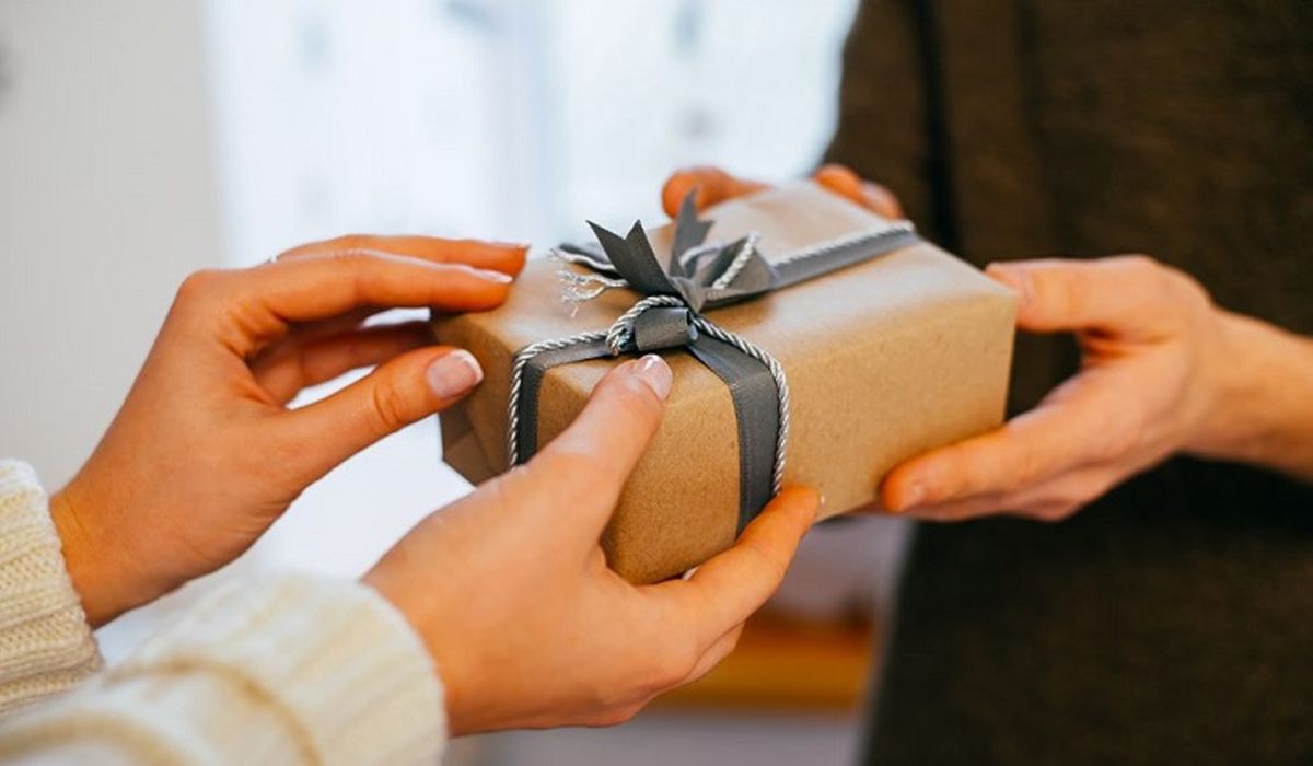 Sinh nhật người yêu nên tặng gì? 15+ quà sinh nhật cho người yêu ngọt ngào