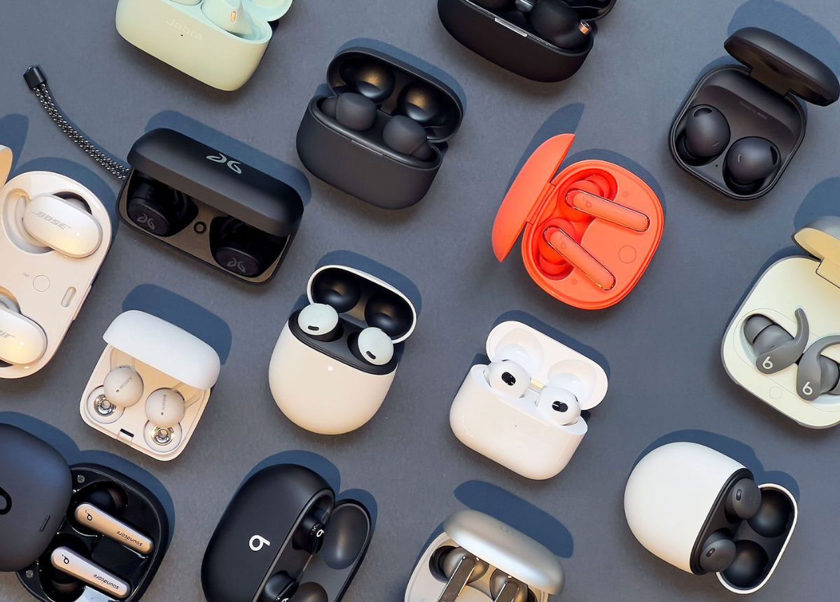 Top 11 tai nghe bluetooth không dây đáng mua 2025