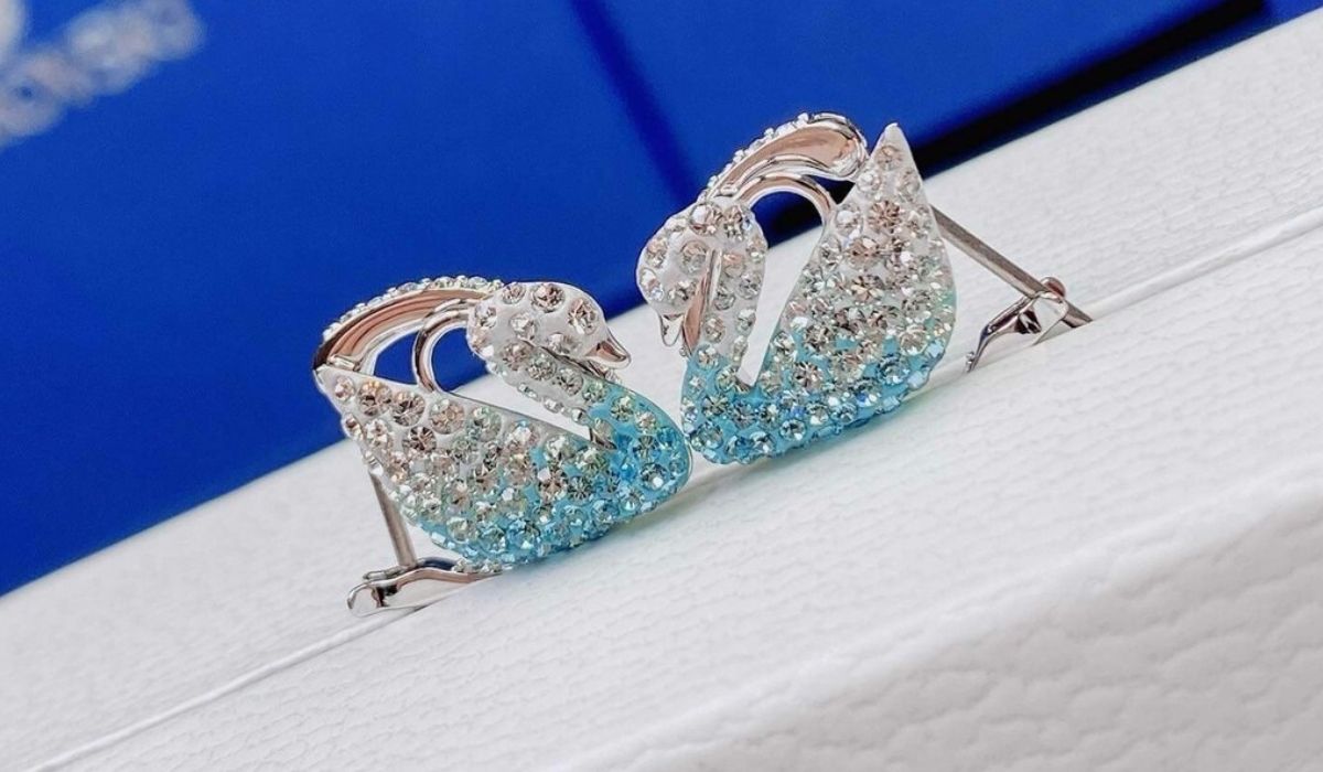 5 mẫu bông tai thiên nga Swarovski chính hãng vô cùng đẹp 2025