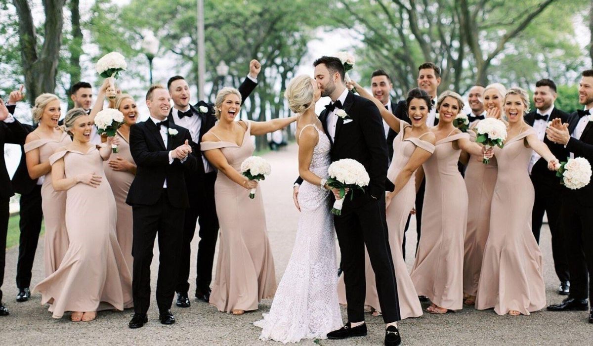 Dresscode đám cưới là gì? Top 5 dresscode dự đám cưới đẹp tuyệt