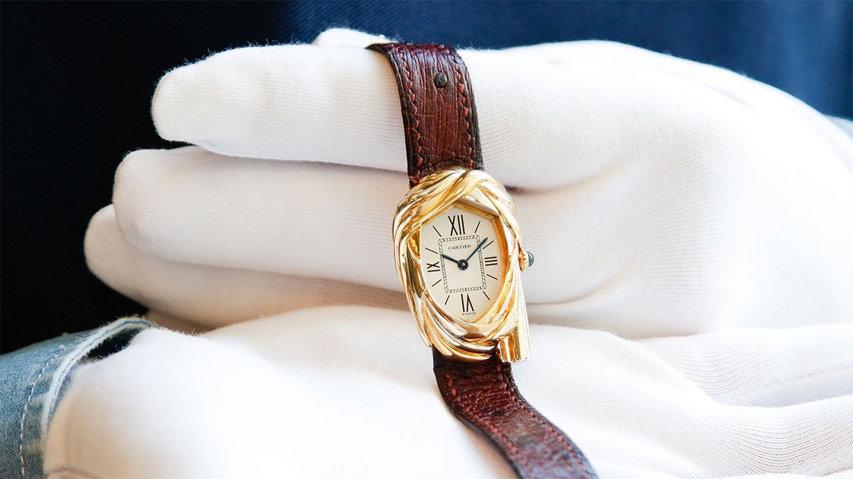 5 Cách phân biệt đồng hồ Cartier thật giả nhanh, chính xác