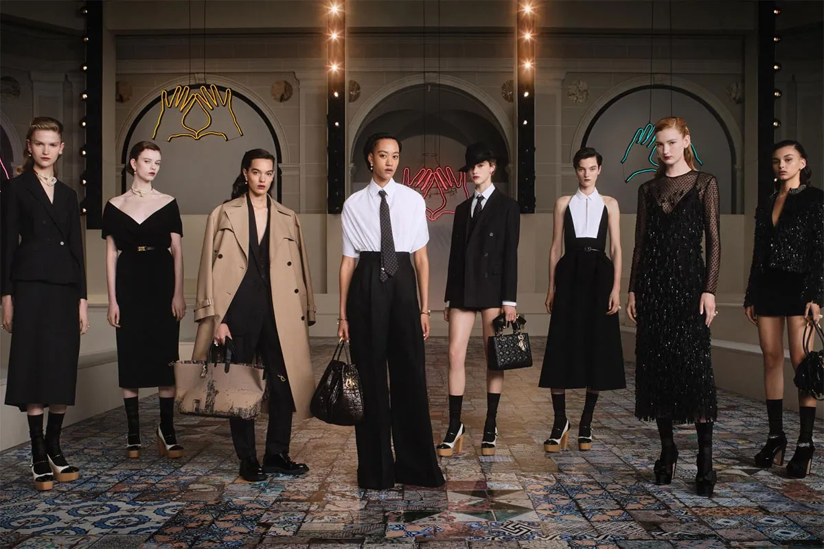 Show Dior Fall 2025: Mang hơi thở New York hiện đại