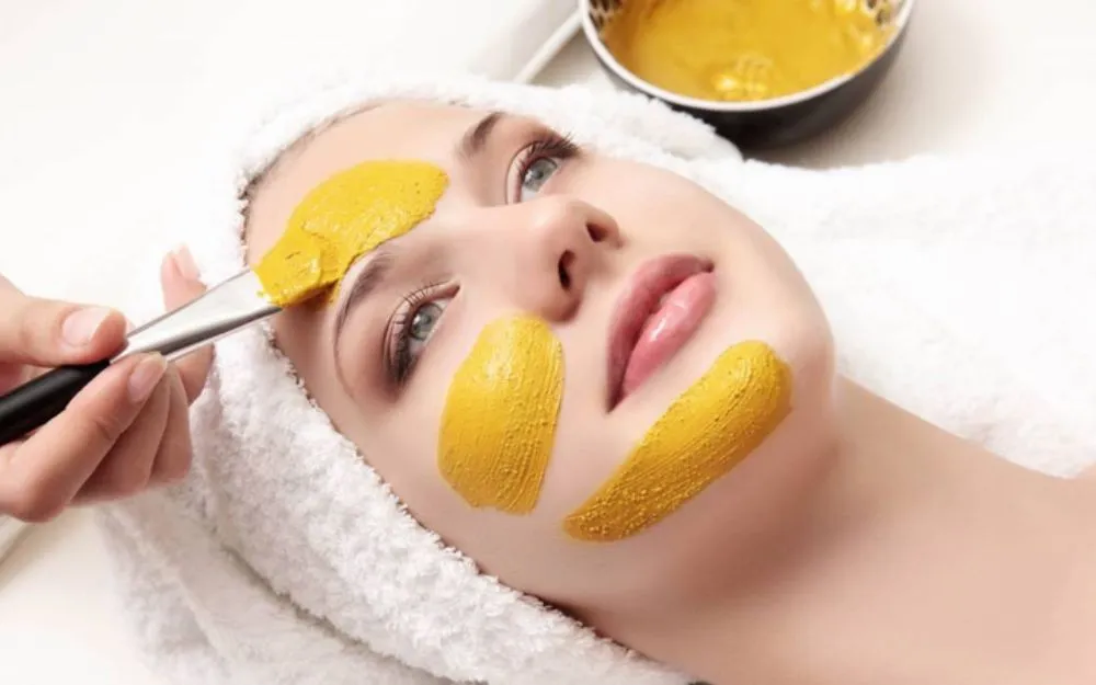 Mặt Nạ Nghệ Có Tác Dụng Gì? 10 Cách Làm Mặt Nạ Tại Nhà Đơn Giản