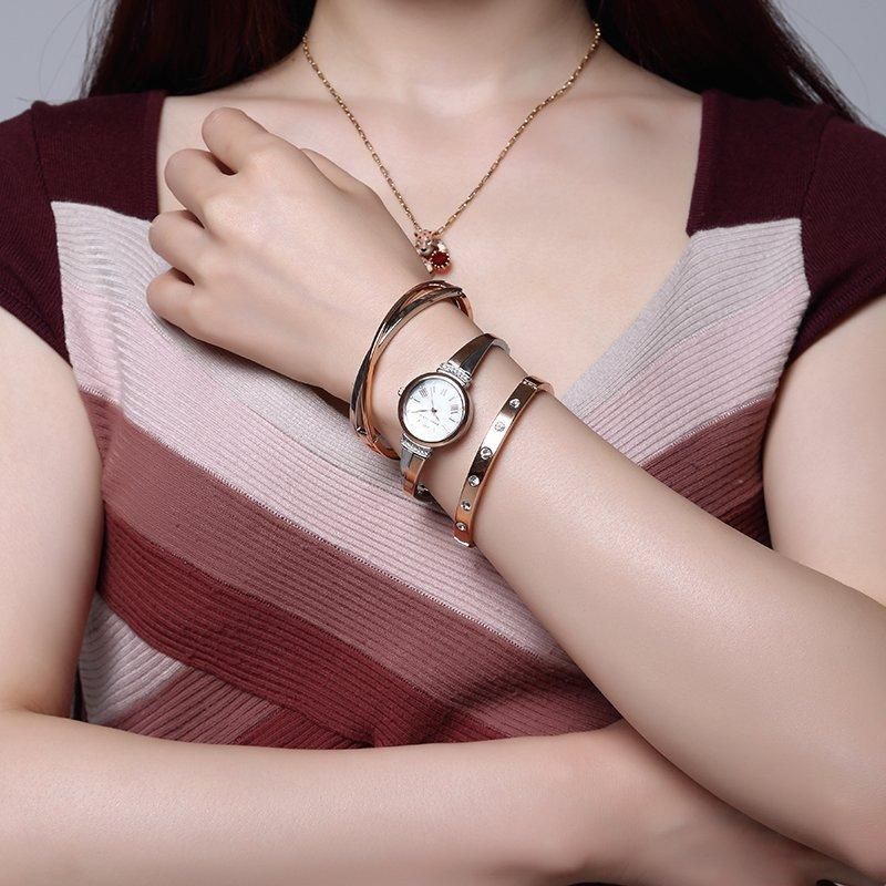 10 mẫu đồng hồ Anne Klein Nữ kèm lắc tay sang trọng đang được săn lùng với ưu đãi cực lớn