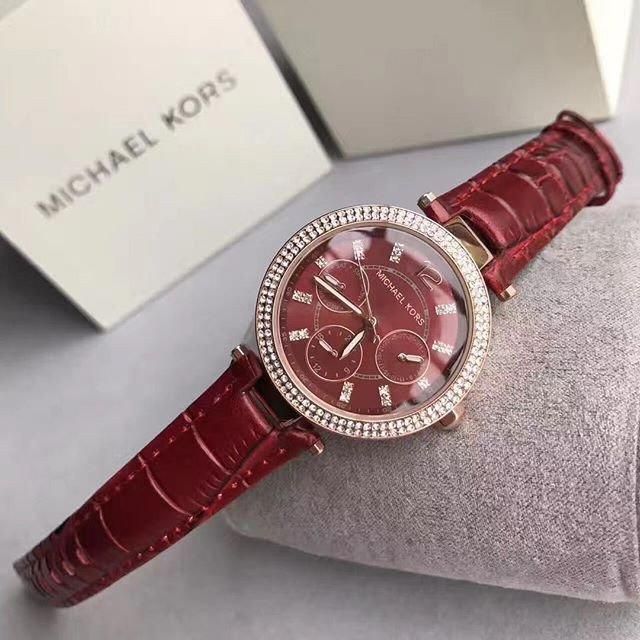 Đồng hồ Michael Kors là sự kết hợp hoàn hảo giữa công nghệ và thời trang