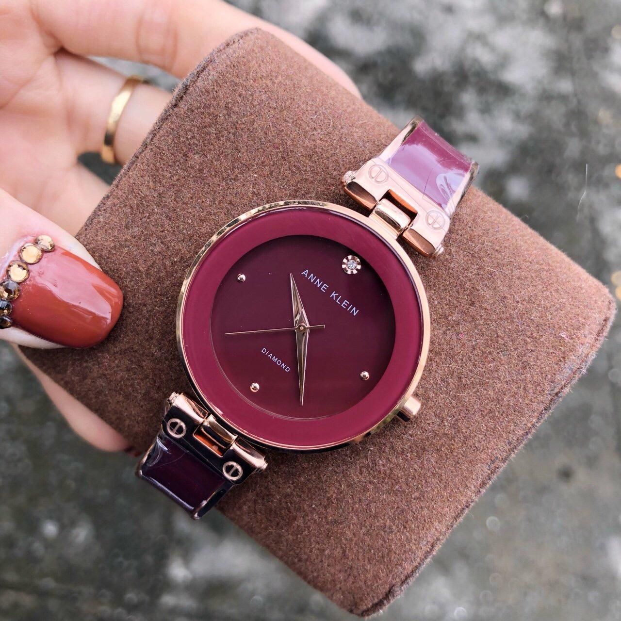10 mẫu đồng hồ Anne Klein Nữ kèm lắc tay sang trọng đang được săn lùng với ưu đãi cực lớn