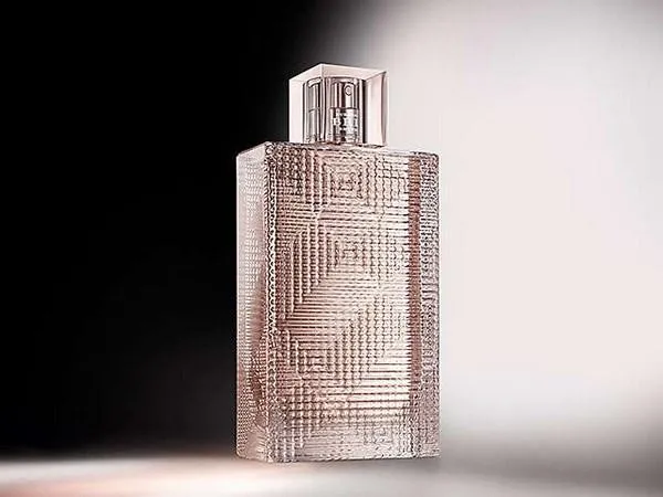 Đánh giá nước hoa Burberry Brit Rhythm –Hương oải hương ngọt ngào thuần khiết