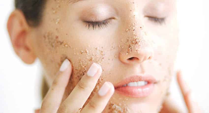 Dưỡng da luôn ngậm nước mịn màng trong mùa hanh khô