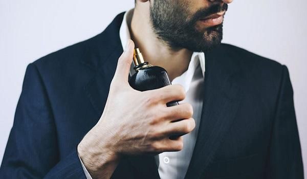 Cách xịt nước hoa nam cao cấp đúng chuẩn phái mạnh đã biết?