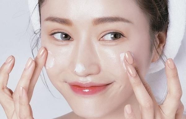 Tips makeup kỷ yếu trong veo với làn da mịn màng căng bóng - 7