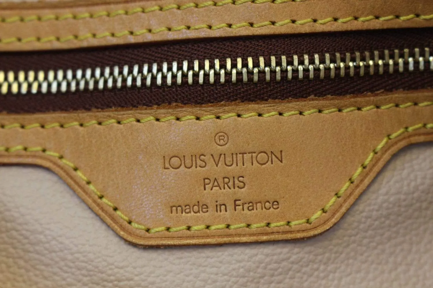 15 cách phân biệt túi Louis Vuitton chính hãng uy tín