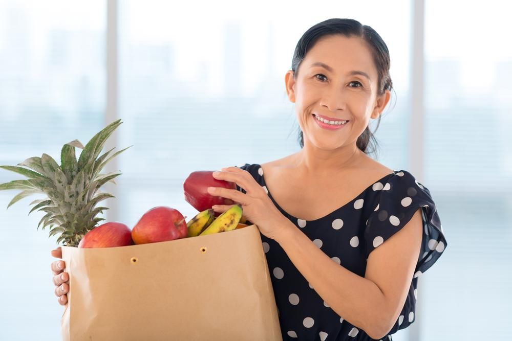 Tư vấn mua giày tặng quà cho mẹ chồng ngày Phụ nữ Việt Nam - 3