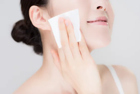 Gợi ý 25 dòng nước hoa hồng dưỡng ẩm được nhiều khách hàng yêu thích dành cho mọi loại da