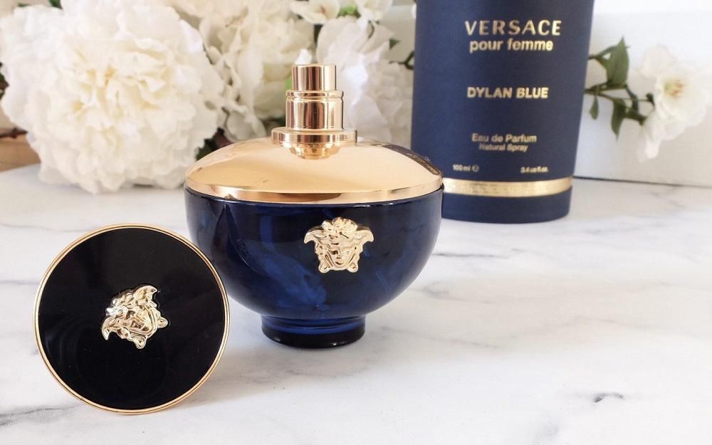 10+ Chai nước hoa Versace hương hoa cỏ quyến rũ, huyền bí cho cả nam và nữ