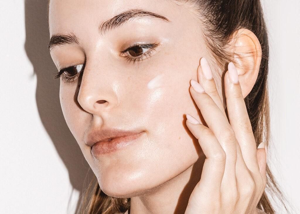 Bí kíp skincare xóa tan nỗi lo tàn nhang, thâm nám và đốm nâu