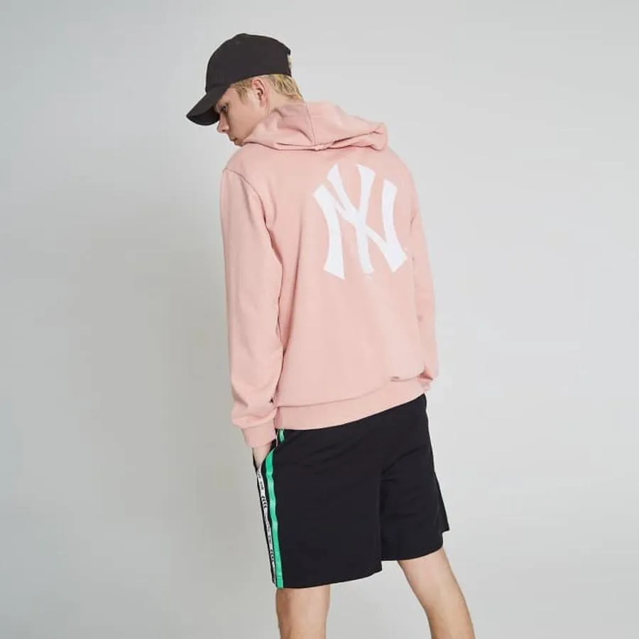 13 mẫu áo nỉ MLB trendy cho xu hướng mặc đẹp 2025