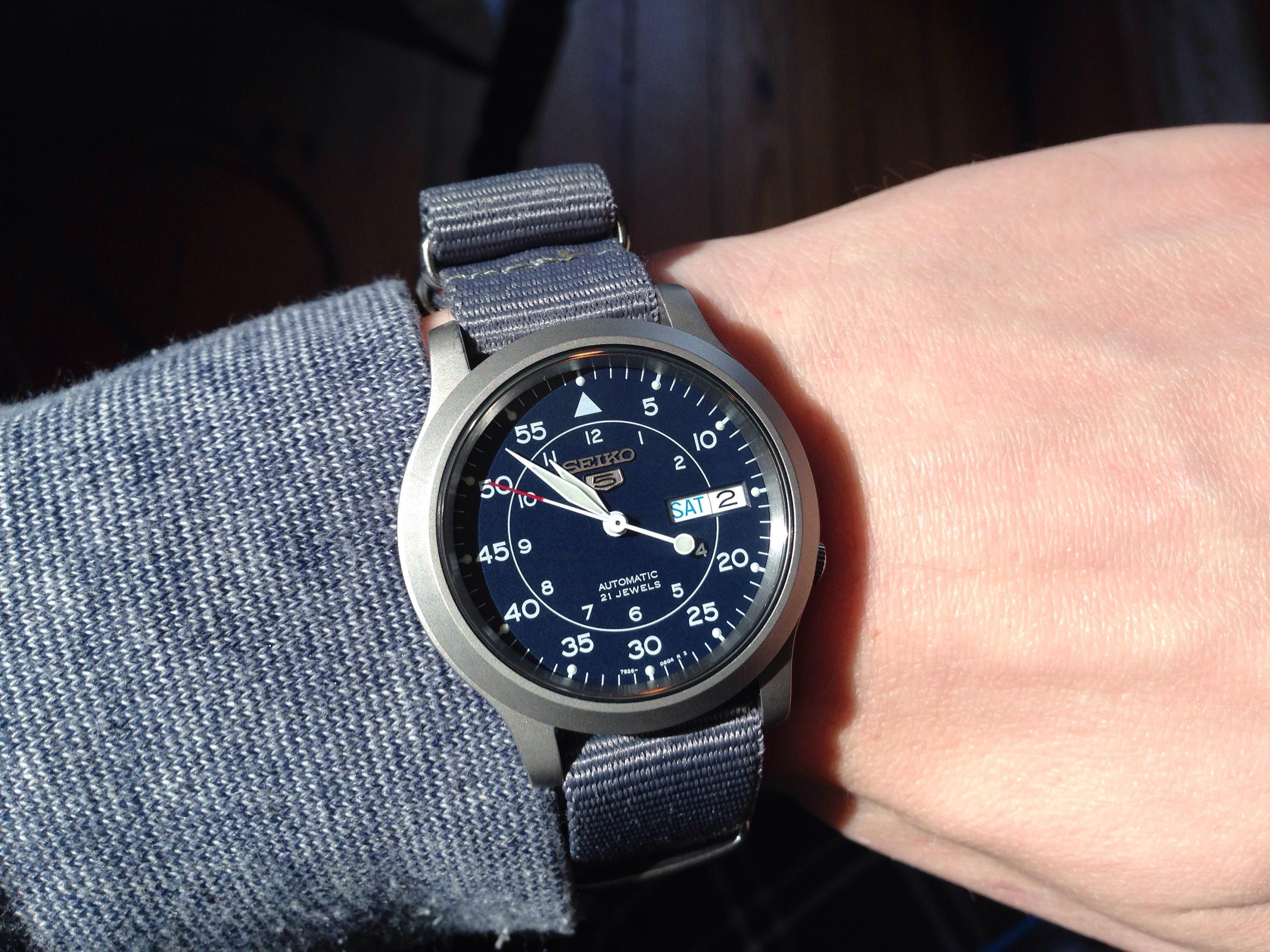 Giá đồng hồ Seiko 5 Automatic có đắt không? Địa chỉ mua đồng hồ Seiko chính hãng
