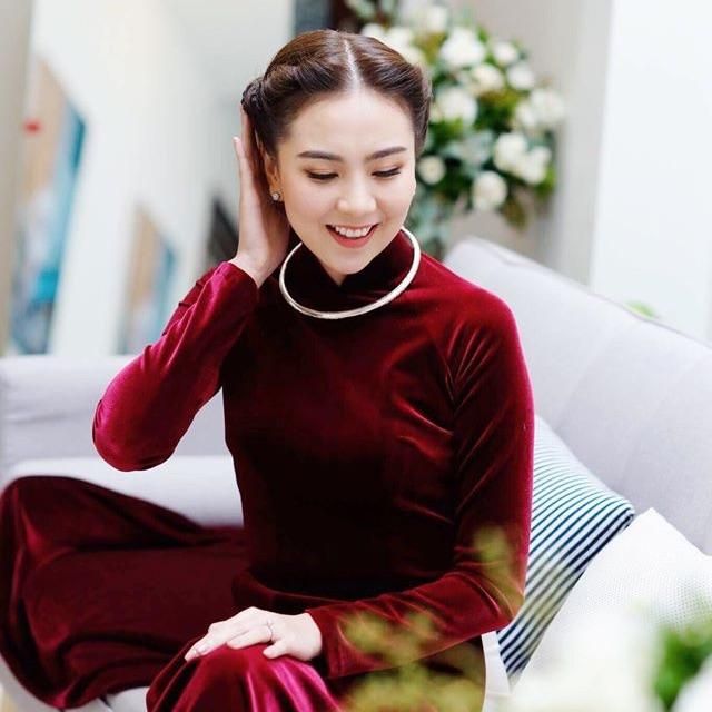 Áo dài cách tân mặc với quần gì cho nàng rực rỡ xuống phố