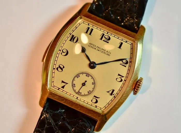 Vì sao đồng hồ Patek Philippe chính hãng có giá không dưới 15.000USD? - 13