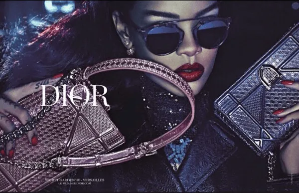 Mắt kính Dior chính hãng giá bao nhiêu? Các mẫu kính thời trang Dior trendy