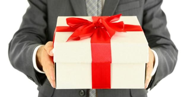 Ý nghĩa thực sự của việc tặng giày là gì? Gợi ý các mẫu giày tặng trong dịp Tết - 5