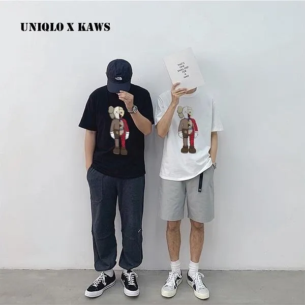 Áo phông Kaws x Uniqlo chính hãng giá bao nhiêu? Địa chỉ mua áo Kaws real giá tốt