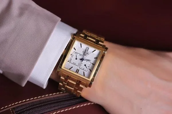 Gợi ý cổ tay nhỏ nên đeo đồng hồ như thế nào cho nam và nữ