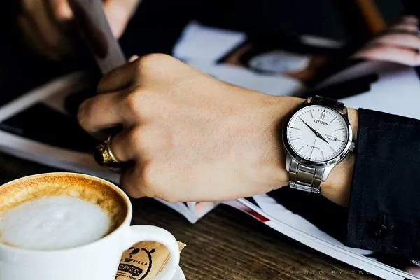 Đồng hồ Sapphire nam giá bao nhiêu 13+ mẫu chính hãng dưới 5 triệu đồng - 7