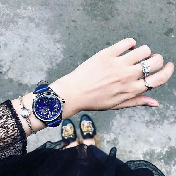Top 20+ mẫu đồng hồ đeo tay nữ đẹp món quà 8/3 ngọt ngào và ý nghĩa