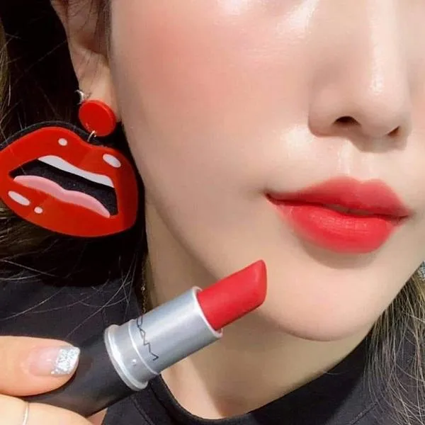 Top 6 màu son mùa hè uy tín cho các nàng đẹp đây