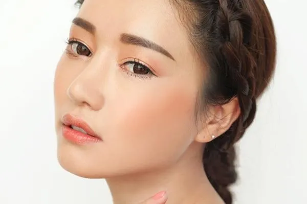 [HƯỚNG DẪN] Tất tần tật về trang điểm đánh má hồng cho nàng thêm xinh